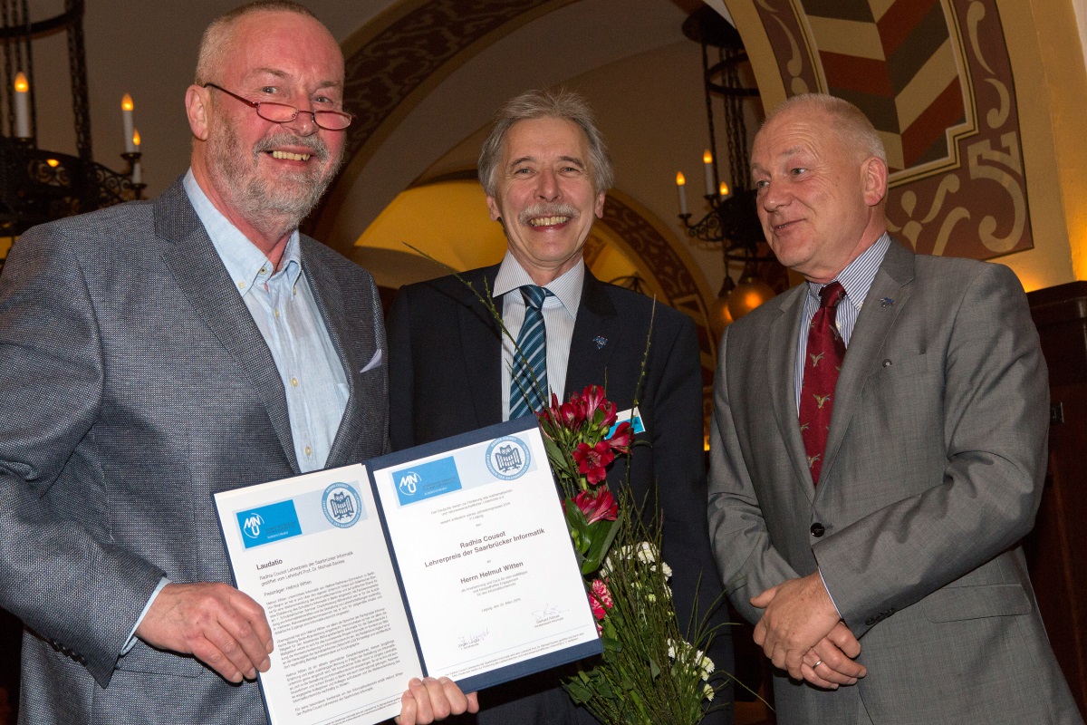 Der Preisträger Helmut Witten, Gerhard Röhner MNU Bundesvorstand, Jürgen Langlet MNU Bundesvorsitzender