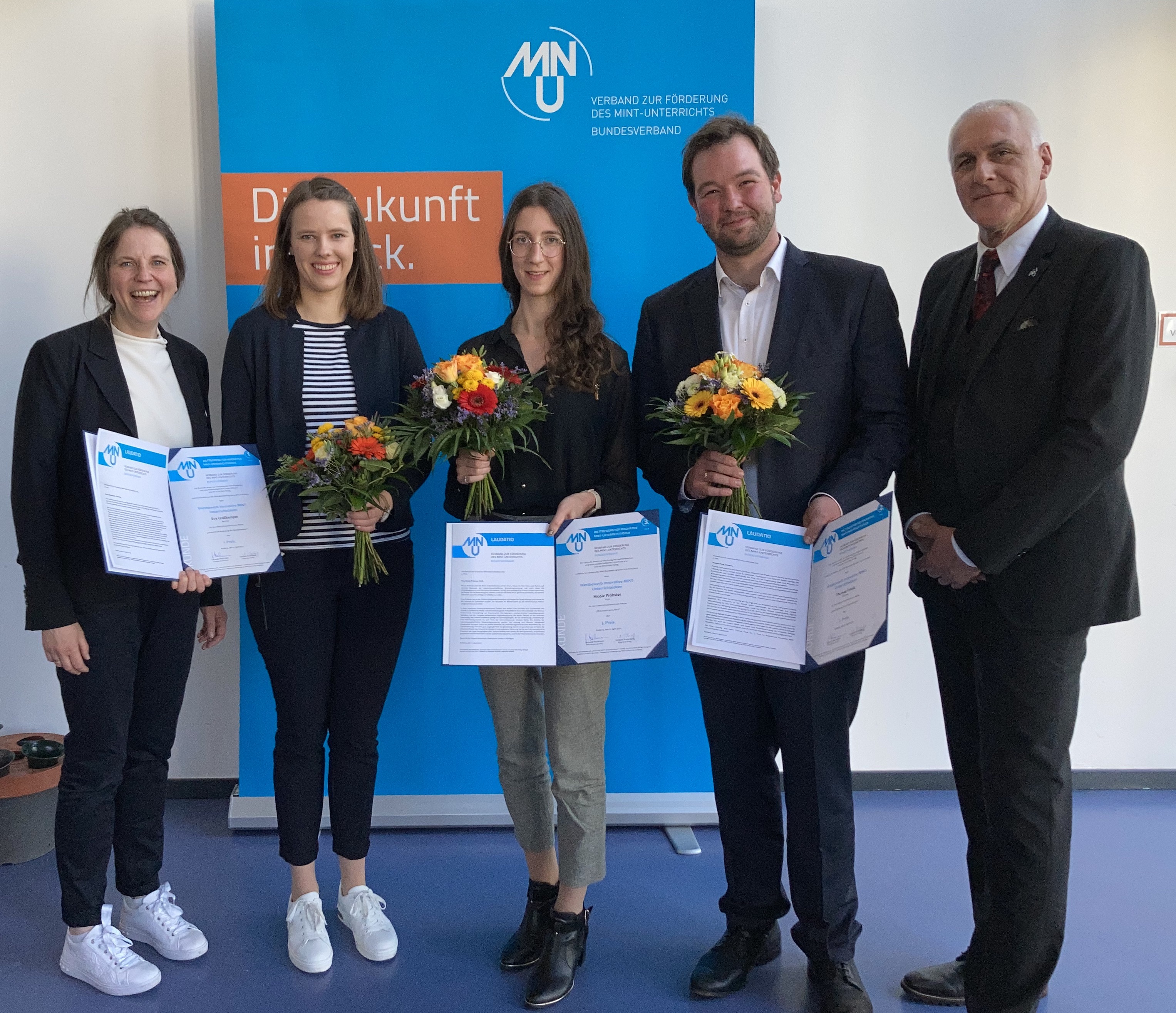 Preisträger/innen Wettbewerb für innovative MINT Unterrichtsideen 2022 KlettPreis2022klein