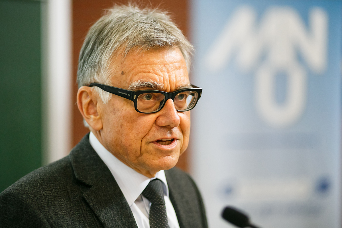 Prof. Dr. Blum, Lehrstuhl für Didaktik der Mathematik, Universität Kassel